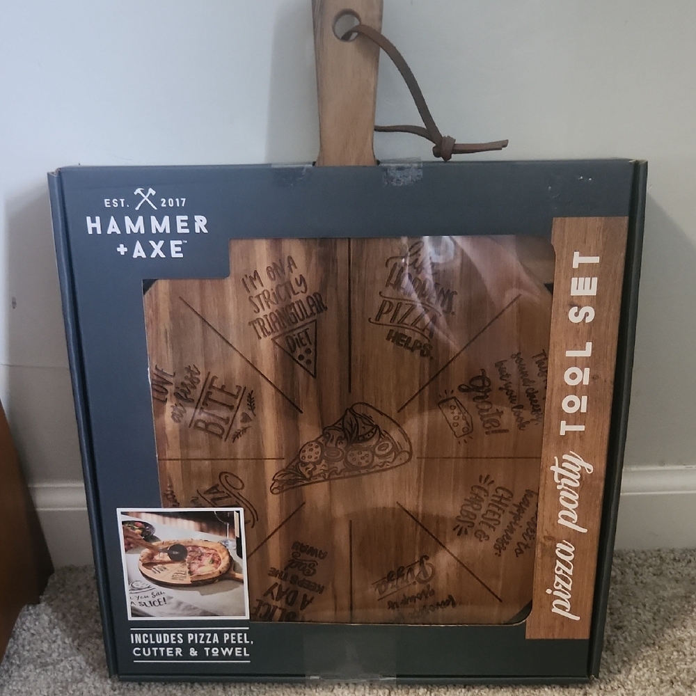 Hammer + Axe Pizza Party Tool Set: Peel, Towel And Cutter NIB